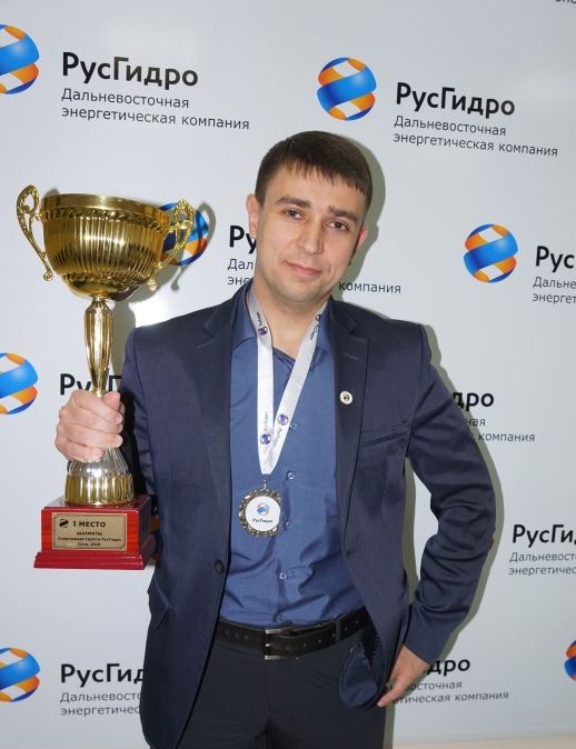 Энергетик из Хабаровска стал лучшим на Международном шахматном онлайн-турнире 